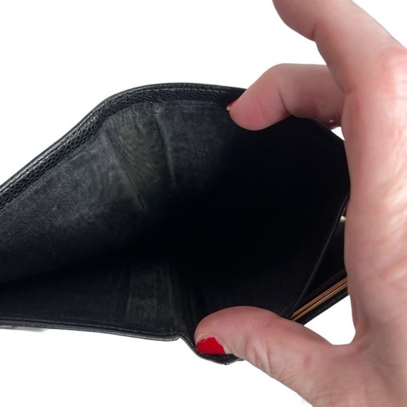 Chanel CC TImeless Caviar Bi-fold Black Wallet - Picture 9 of 13